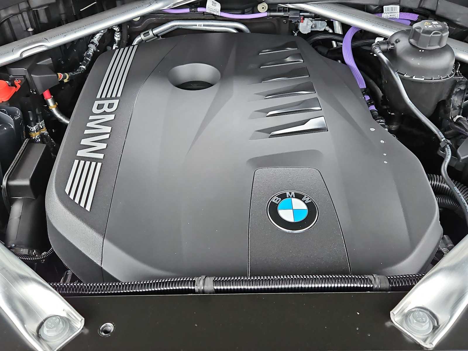 Thumbnail: 2026 BMW X5 - 12