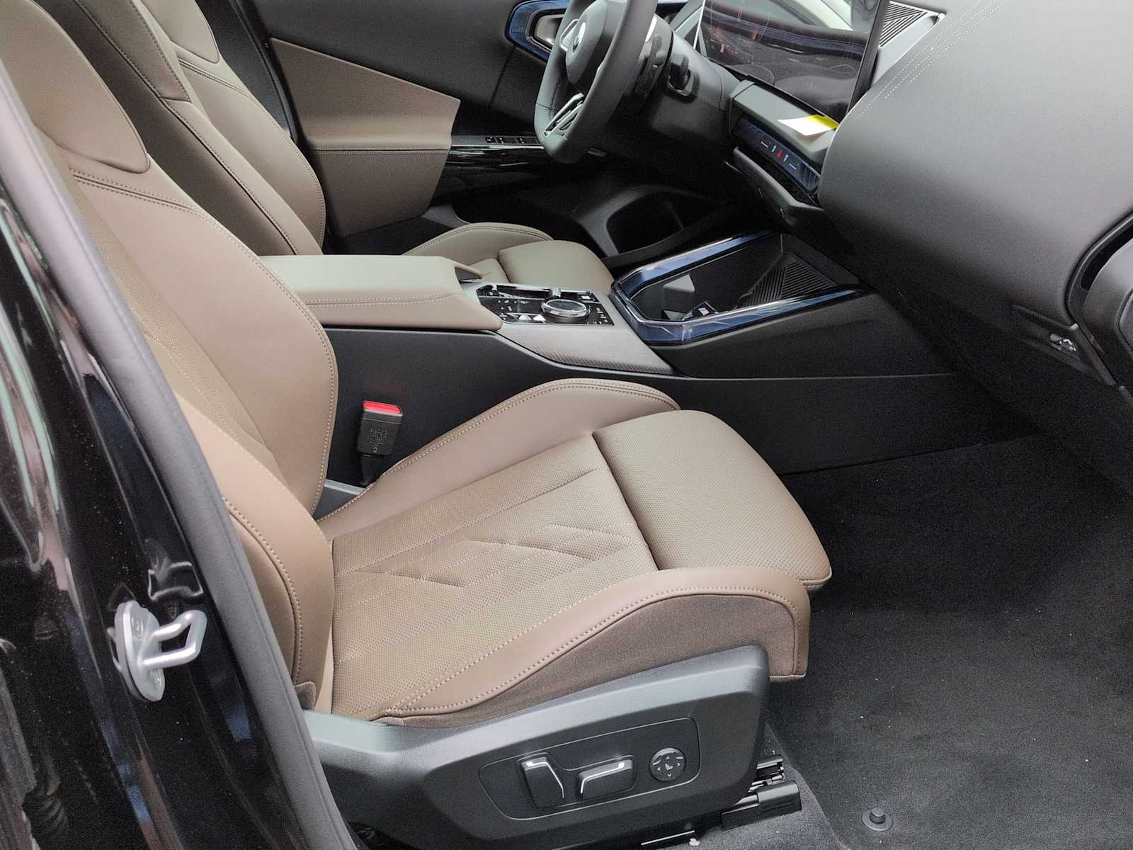 Thumbnail: 2026 BMW X3 - 24