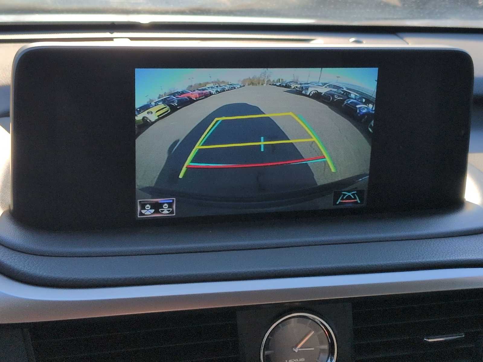 Thumbnail: 2022 Lexus RX - 31