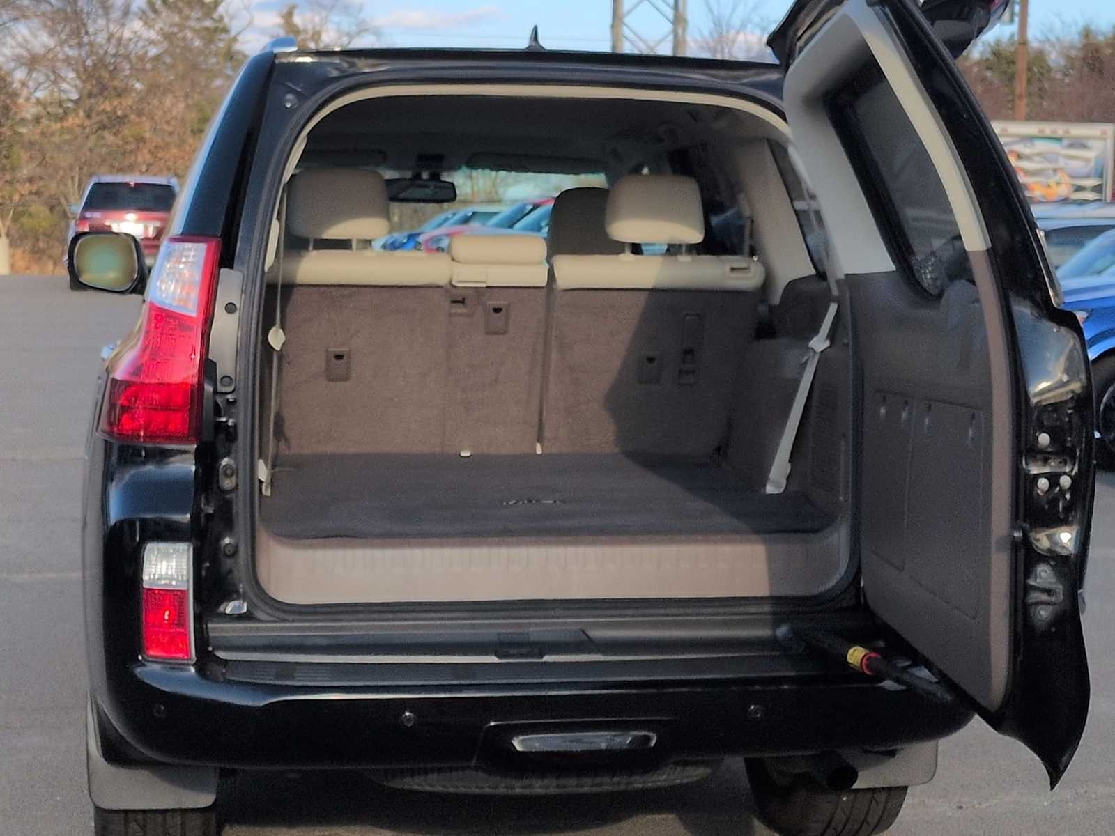 Thumbnail: 2012 Lexus GX - 36