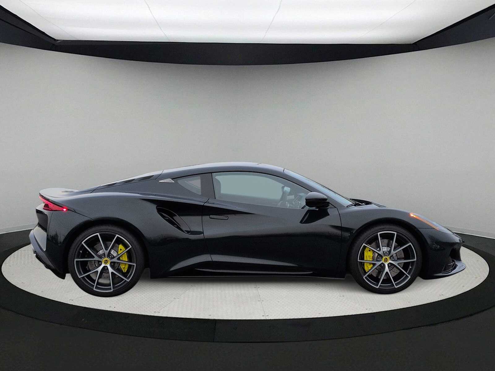 Thumbnail: 2024 Lotus Emira - 9