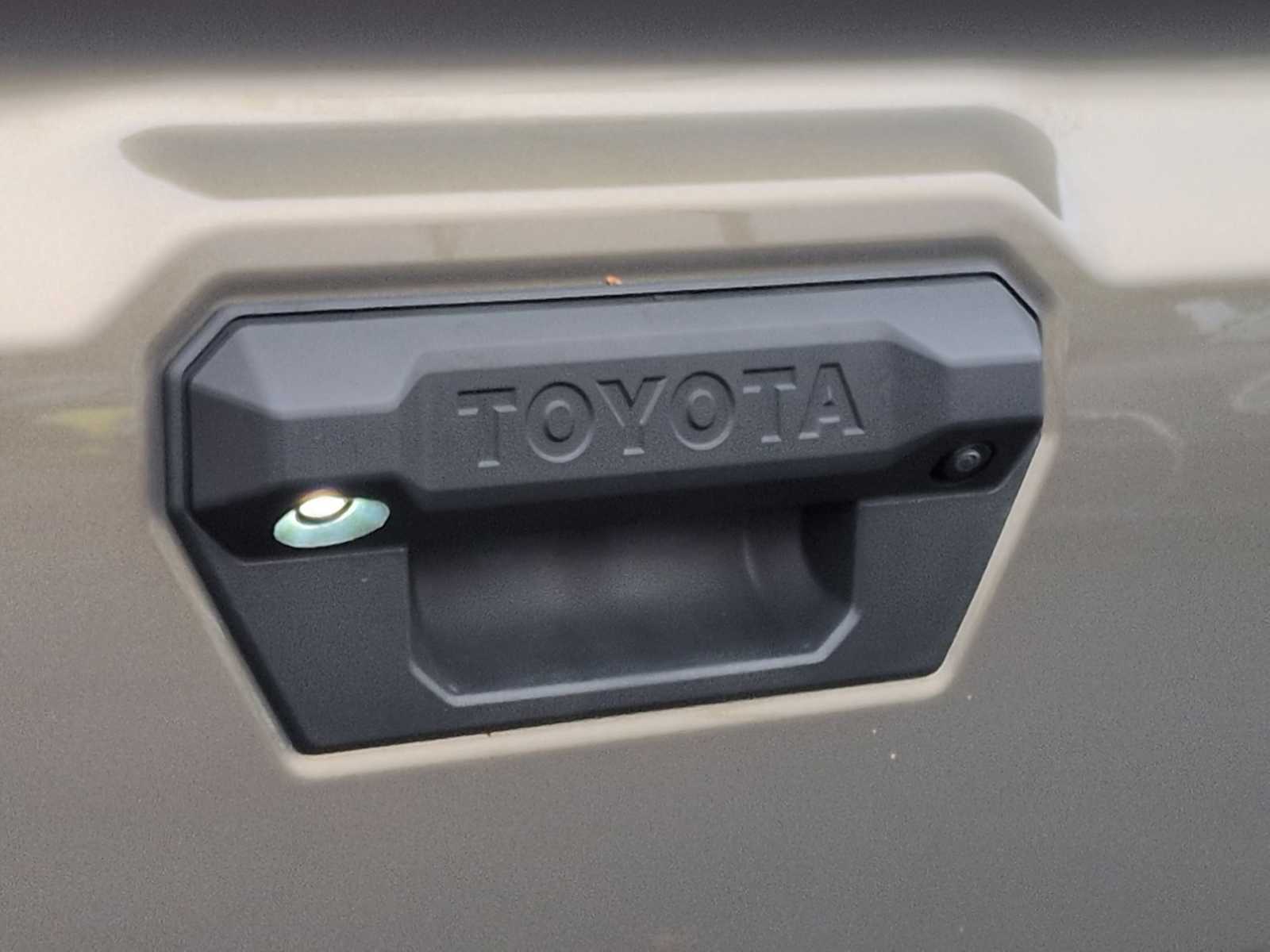 Thumbnail: 2025 Toyota Tacoma - 12