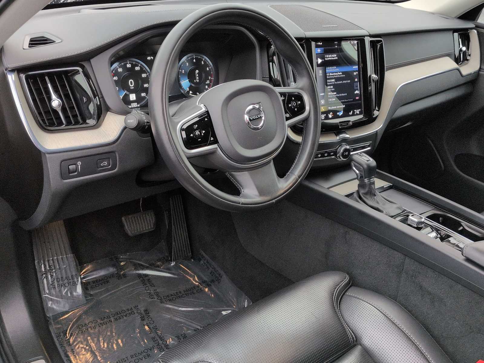 Thumbnail: 2021 Volvo XC60 - 16