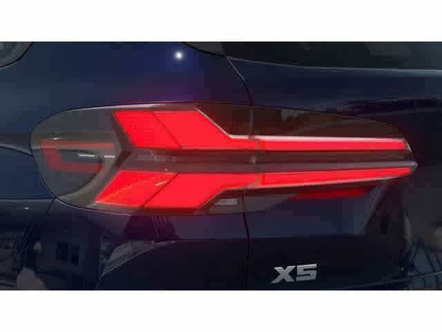 Thumbnail: 2026 BMW X5 - 8