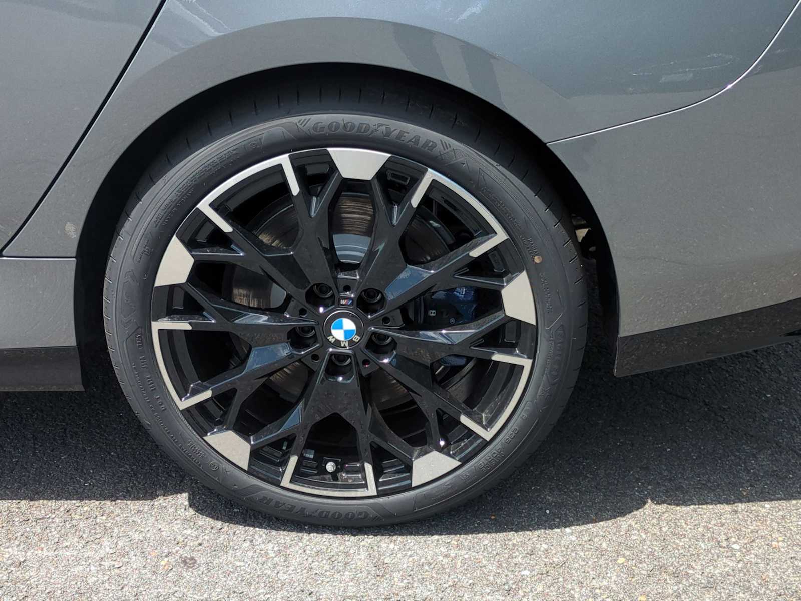 Thumbnail: 2025 BMW 2 Series - 13