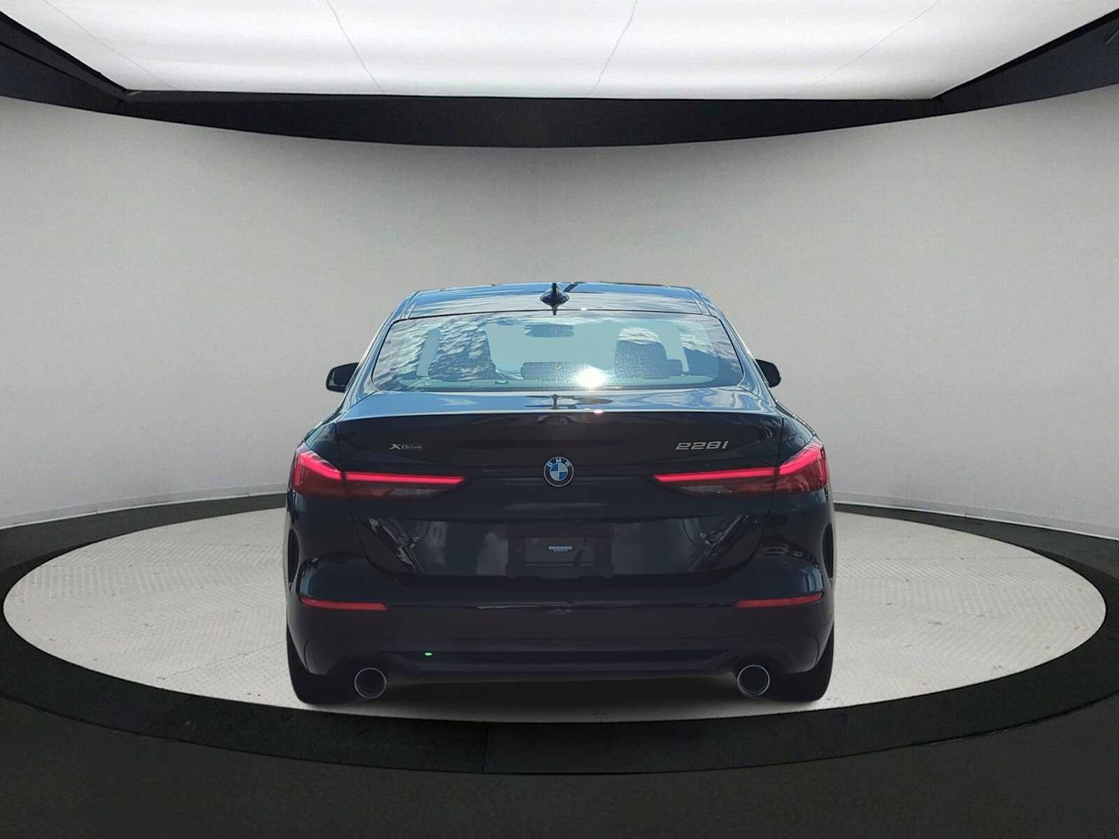 Thumbnail: 2022 BMW 2 Series - 7
