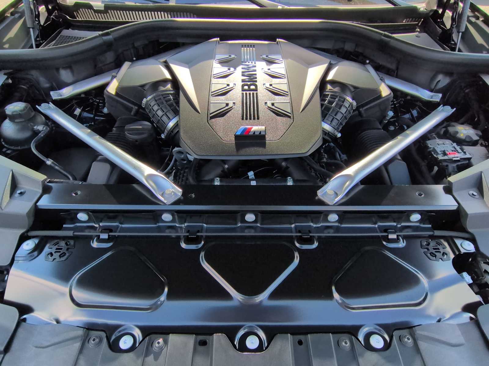 Thumbnail: 2026 BMW X5 - 15