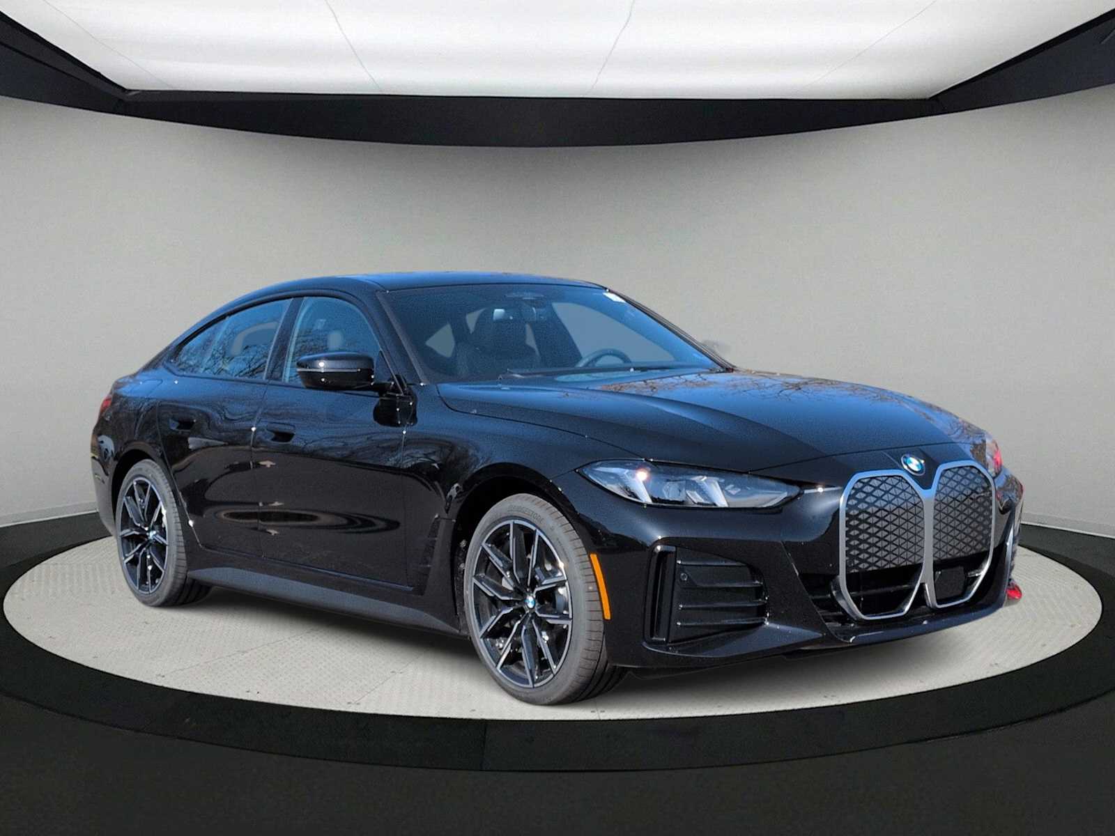 Thumbnail: 2026 BMW i4 - 2