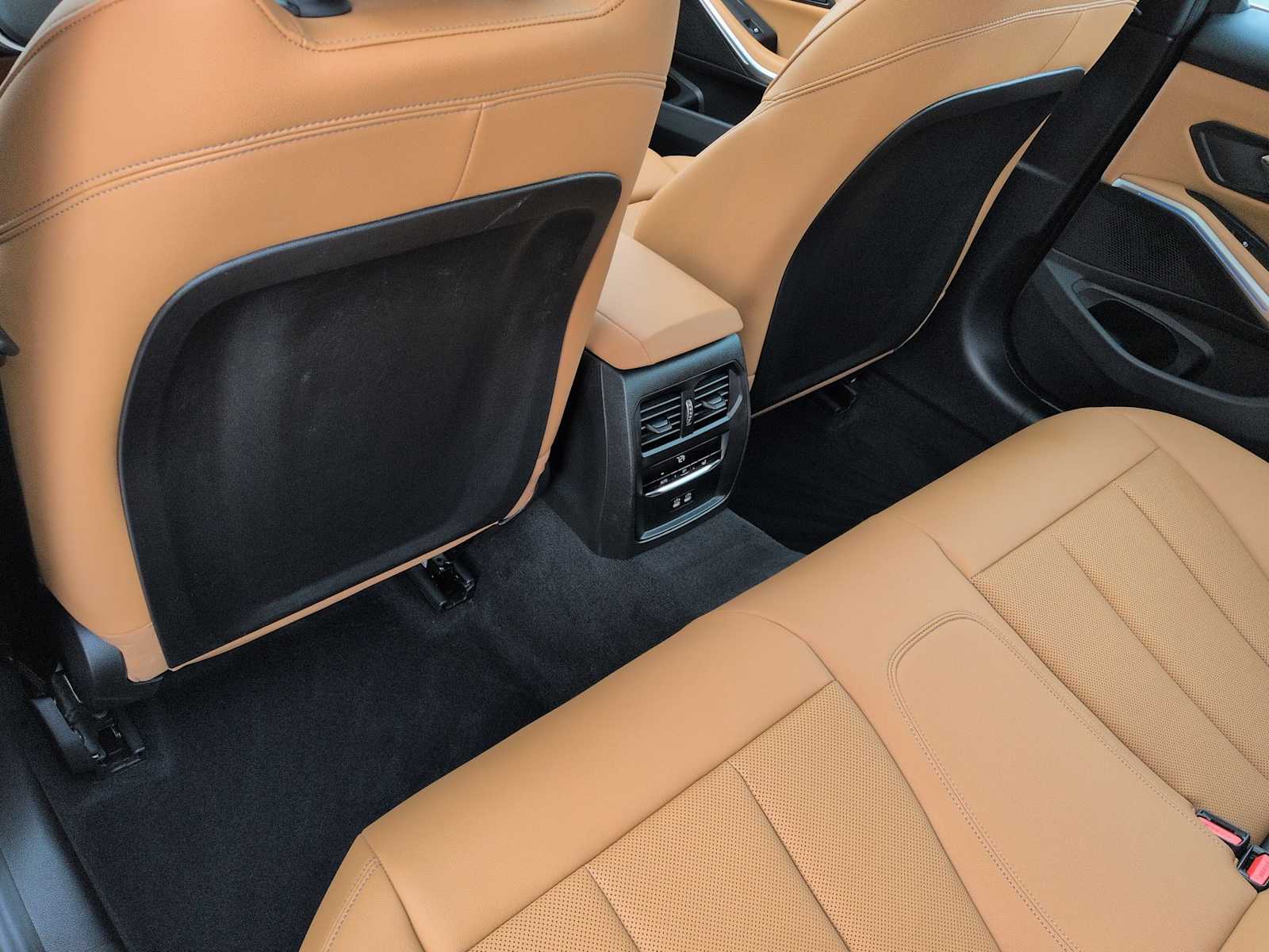 Thumbnail: 2025 BMW 3 Series - 19