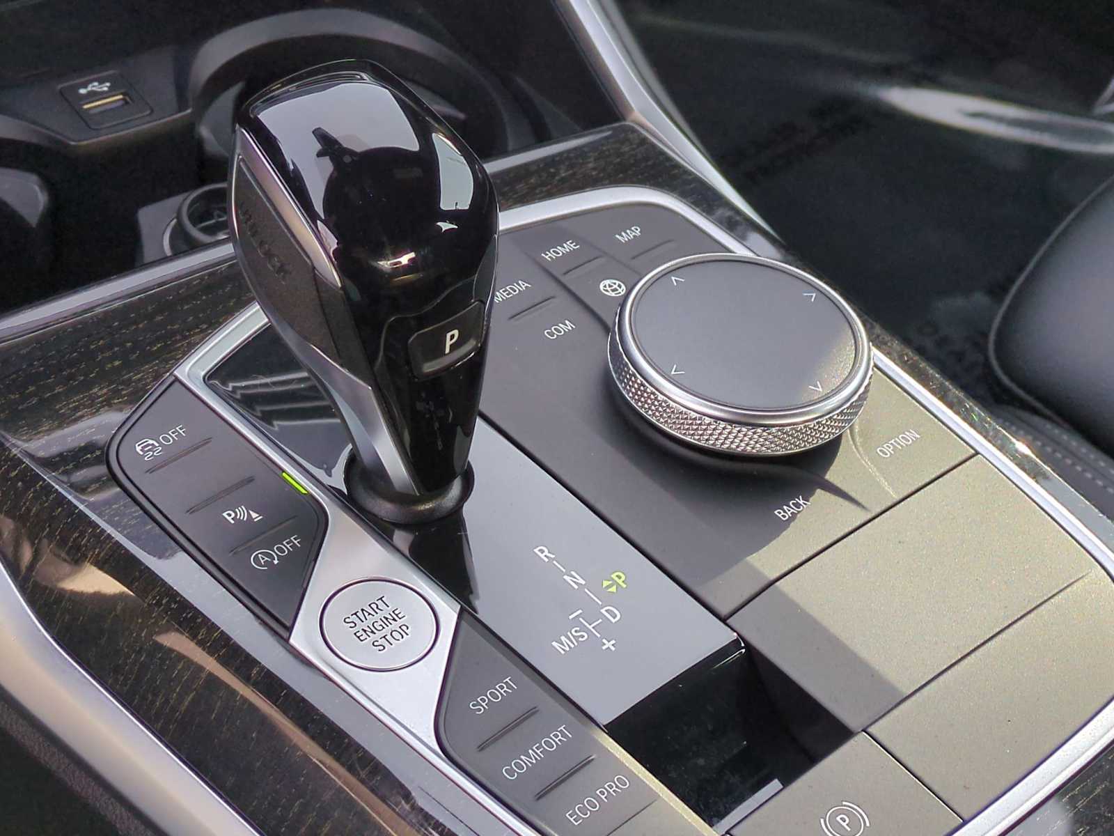 Thumbnail: 2022 BMW 3 Series - 34