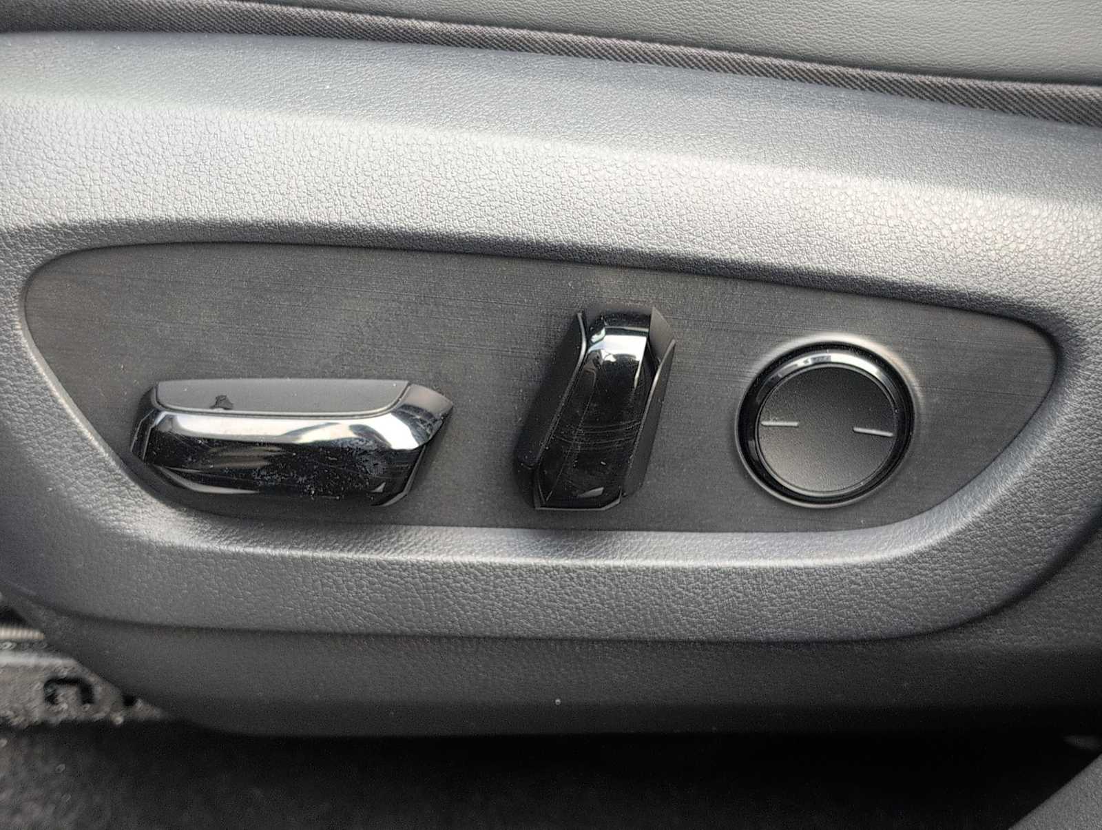 Thumbnail: 2025 Lexus TX - 18