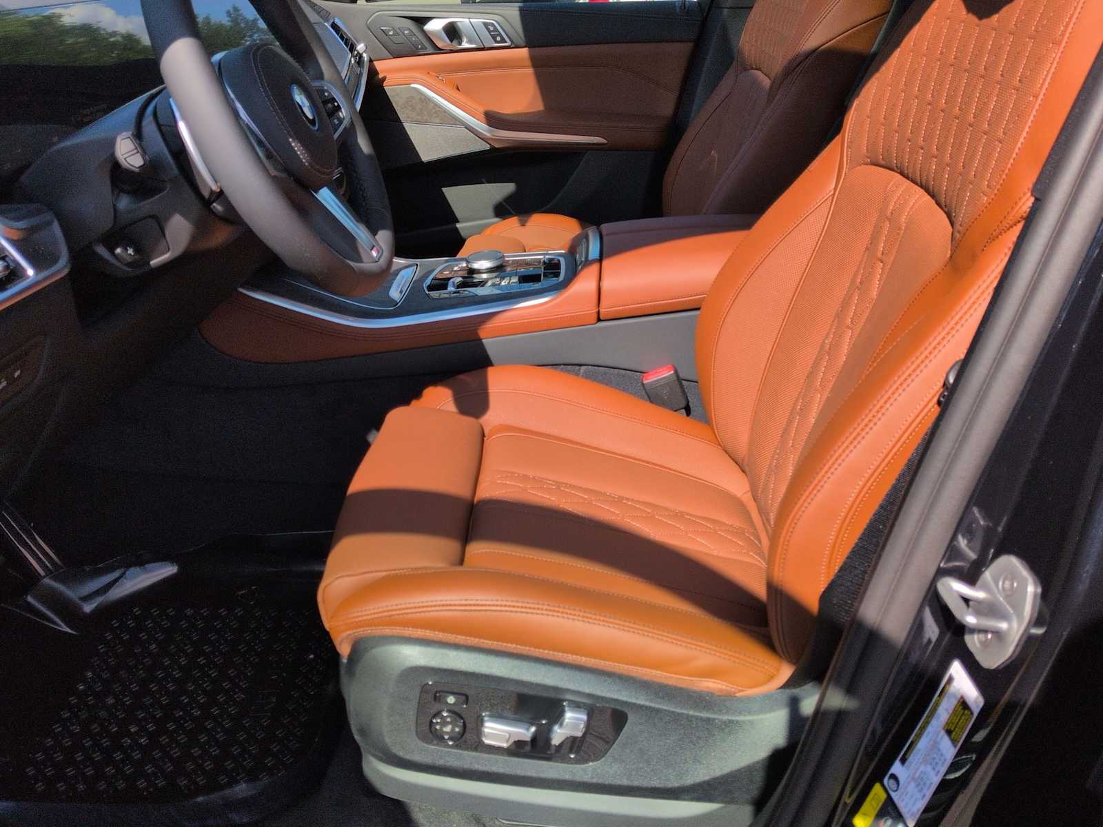Thumbnail: 2026 BMW X5 - 17