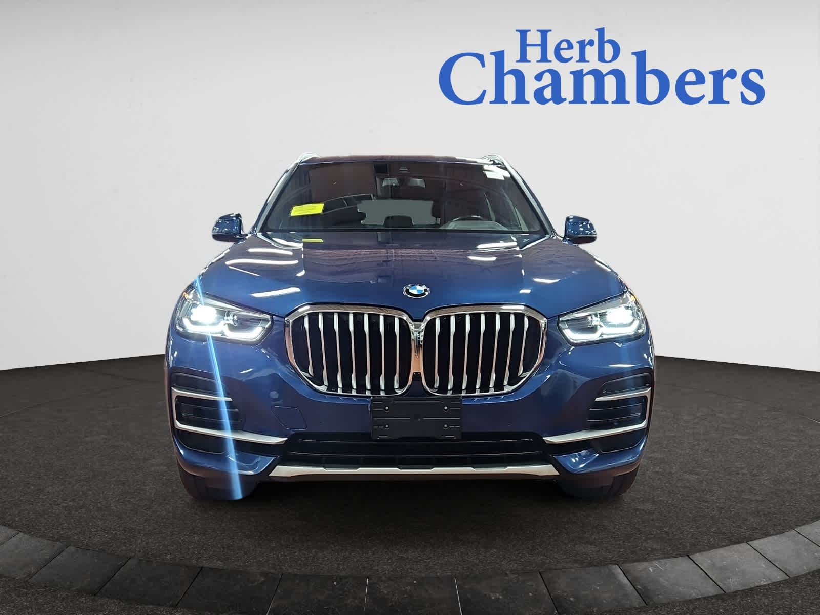 Used 2022 BMW X5 40i with VIN 5UXCR6C03N9N10118 for sale in Sudbury, MA