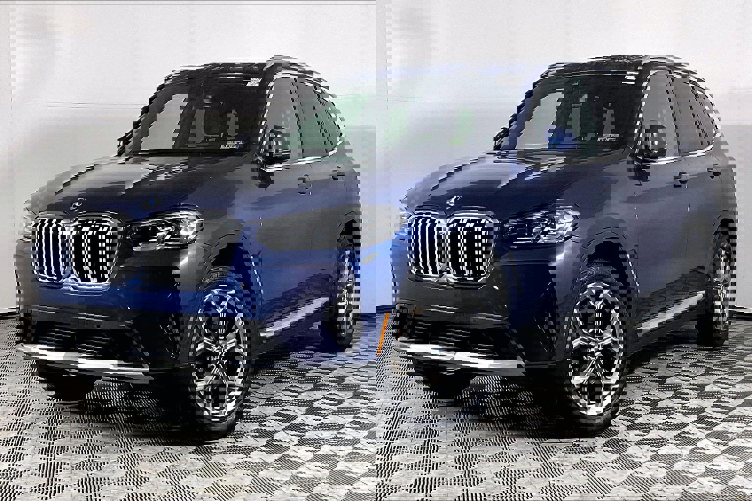 2022 BMW X3 30i's photo