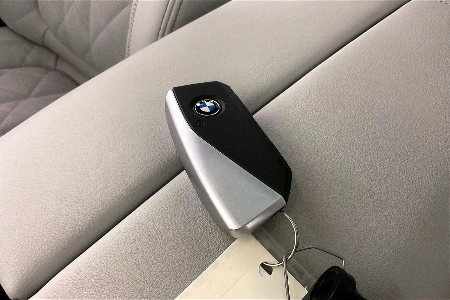 2026 BMW X5 40i - Photo 27