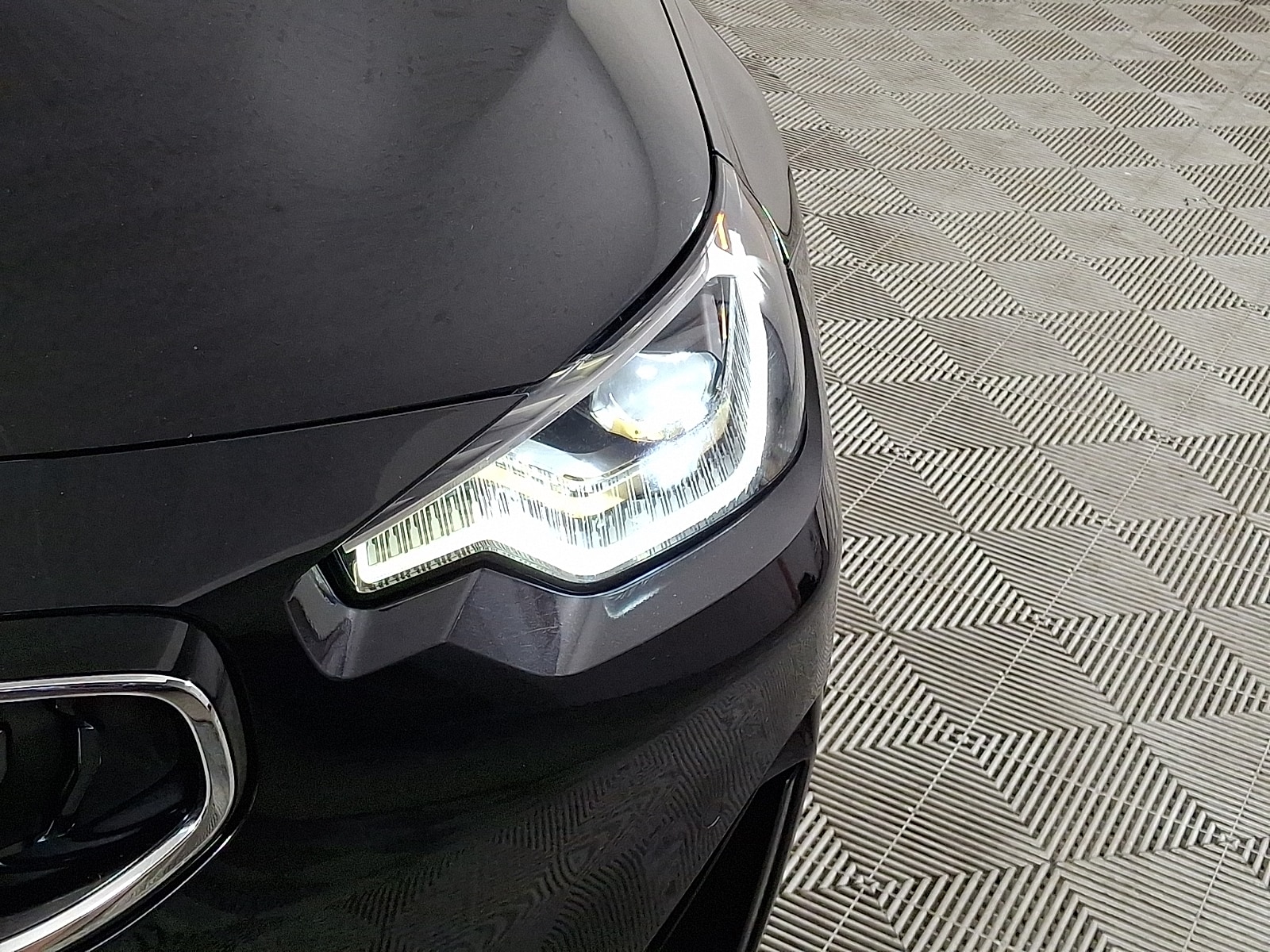 2023 BMW 2 Series 230i - Photo 9