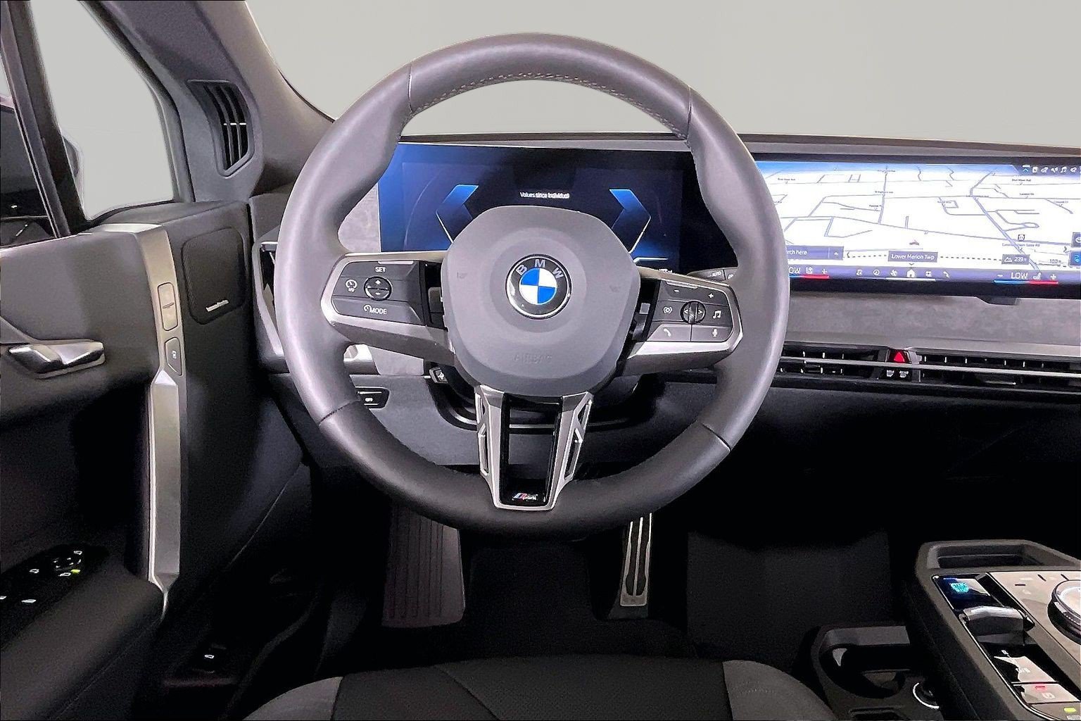 2026 BMW iX 60 - Photo 8