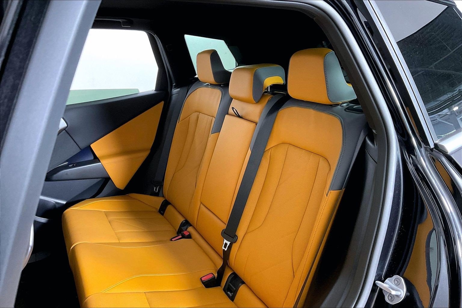 2026 BMW X3 30 - Photo 8
