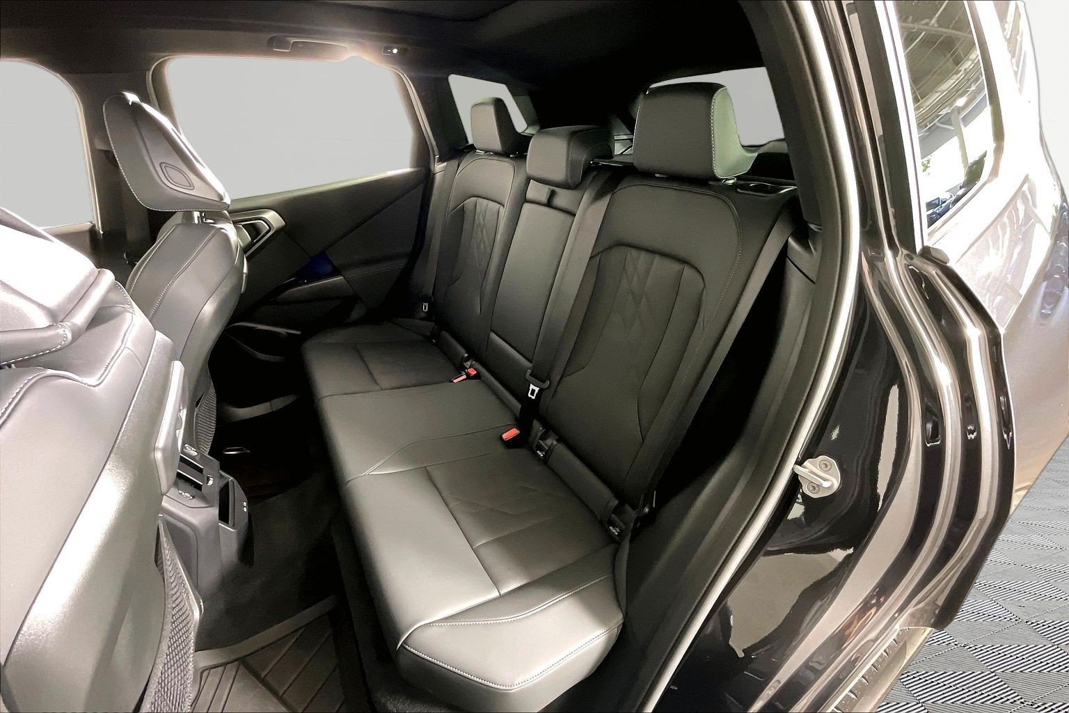 2026 BMW X3 30 - Photo 24