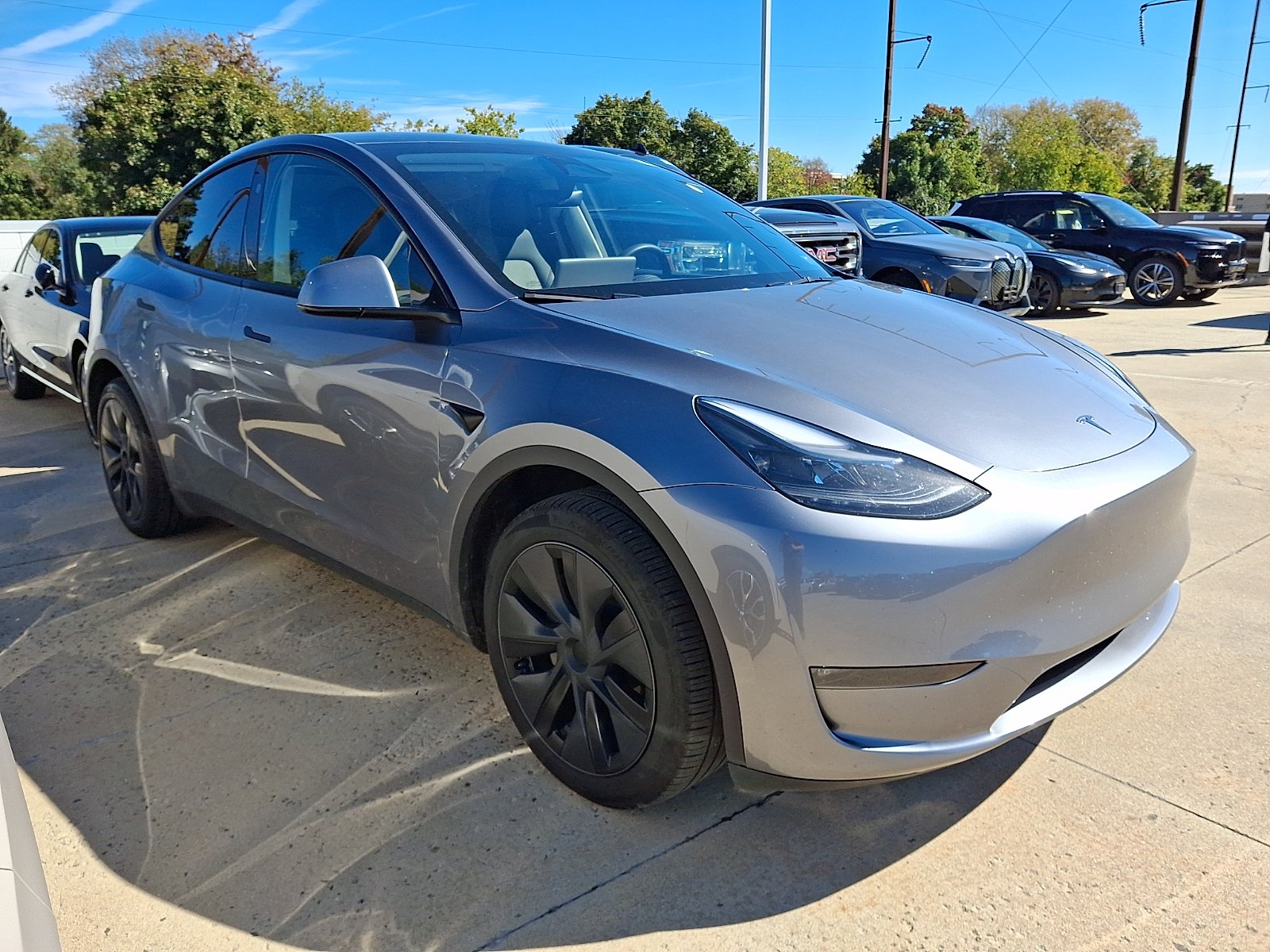 Used 2024 Tesla Model Y Long Range with VIN 7SAYGDEE3RA293479 for sale in Bala Cynwyd, PA