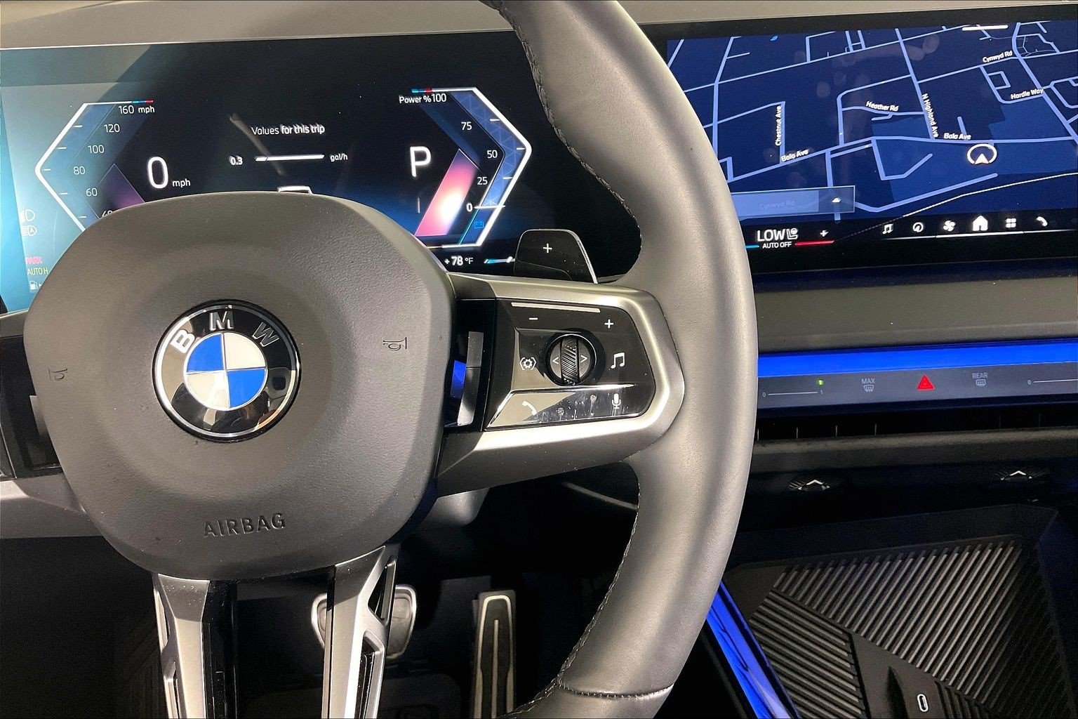 2026 BMW X3 30 - Photo 17
