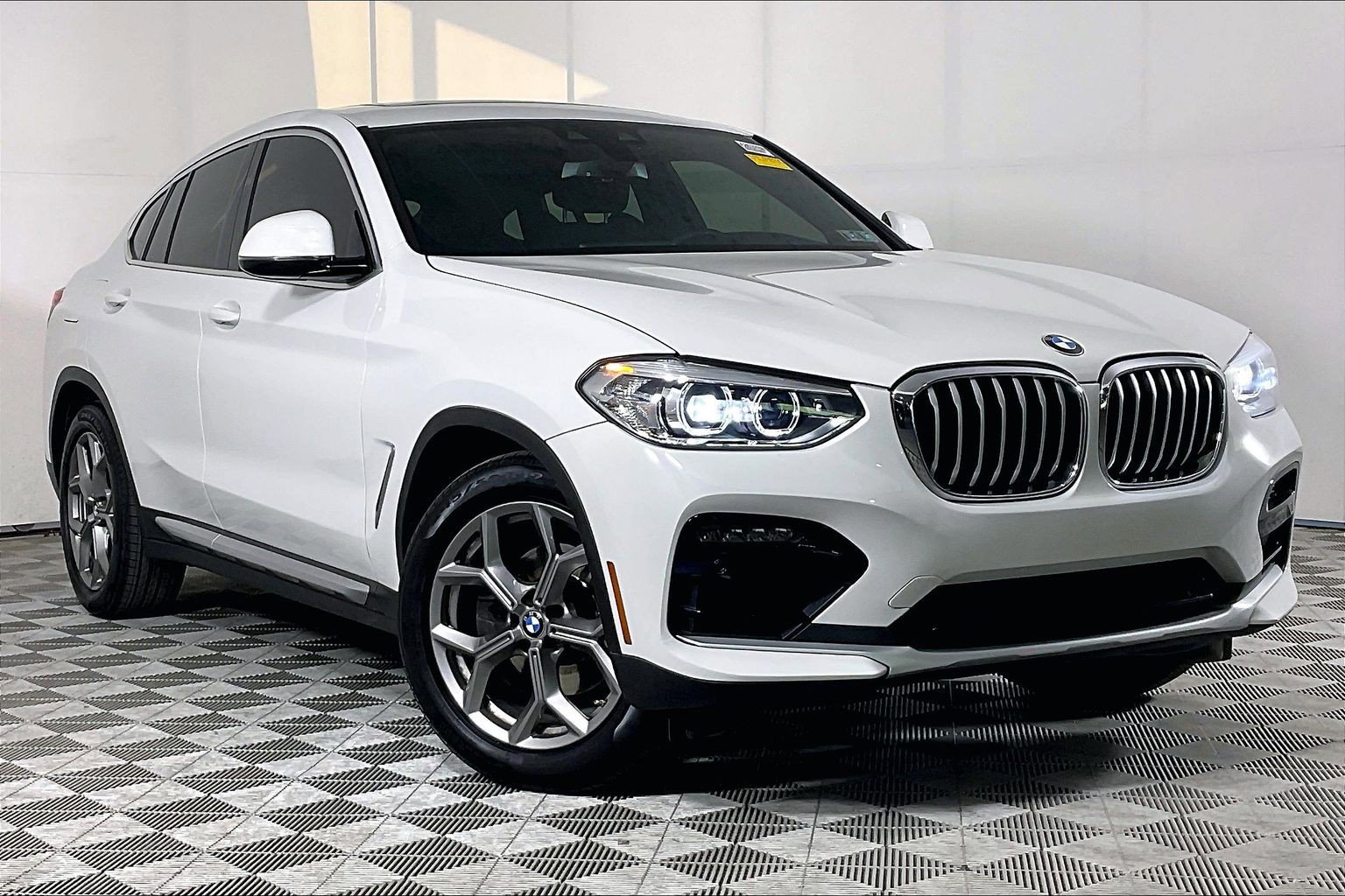 2021 BMW X4 30i