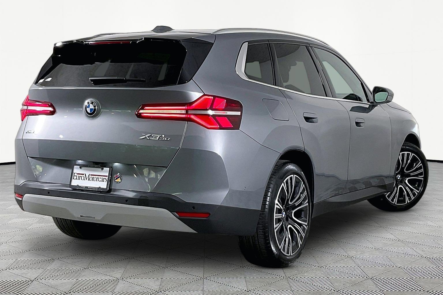 2026 BMW X3 30 - Photo 8