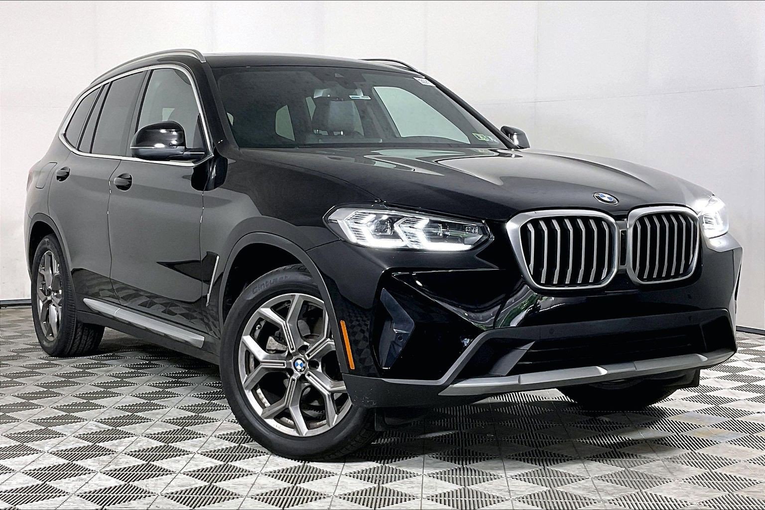 2022 BMW X3 xDrive30i's photo