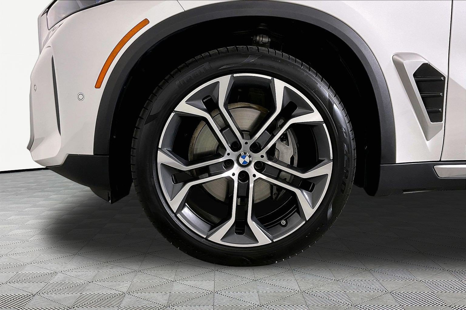 2026 BMW X5 40i - Photo 11