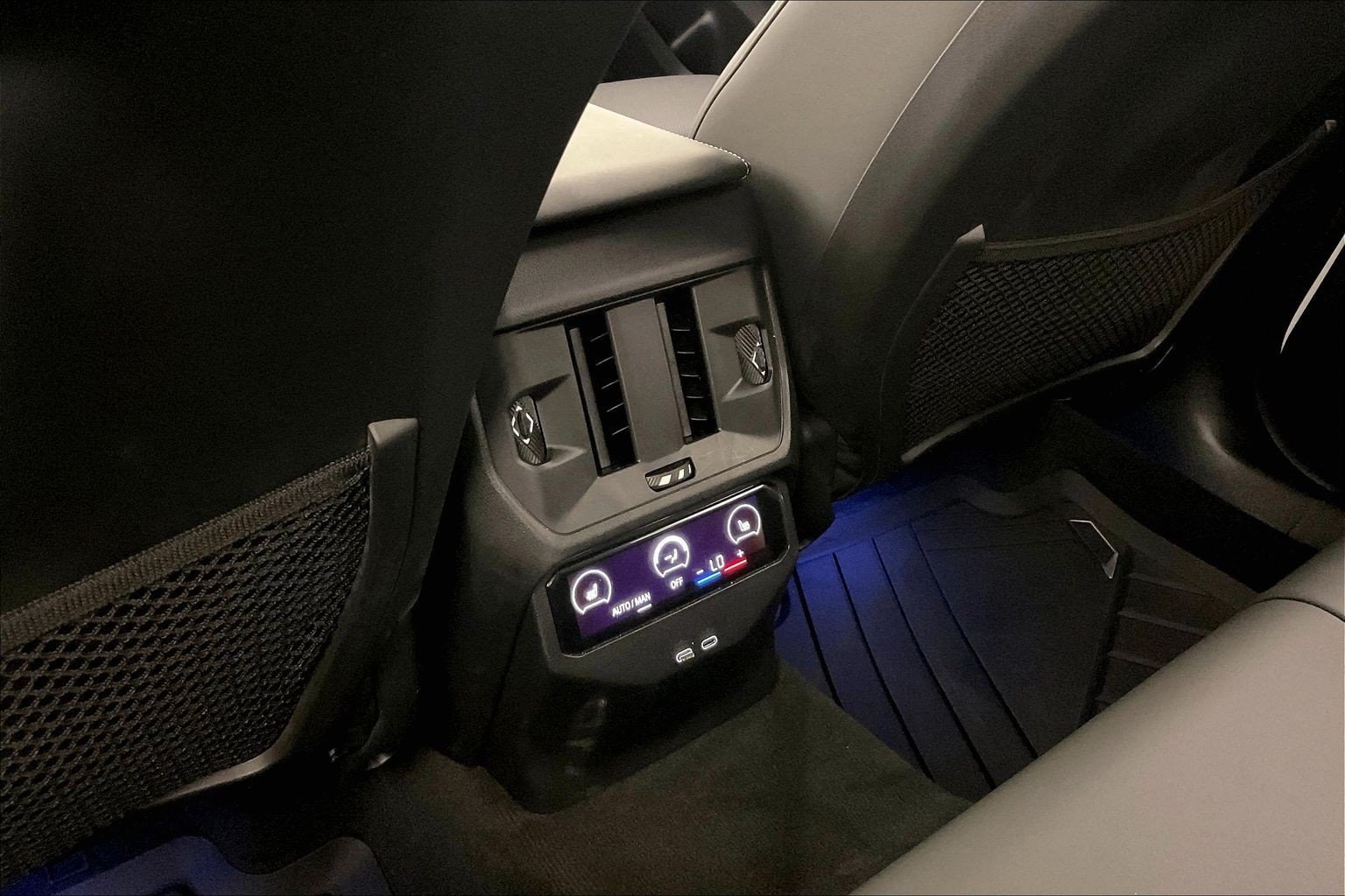 2026 BMW X3 30 - Photo 34