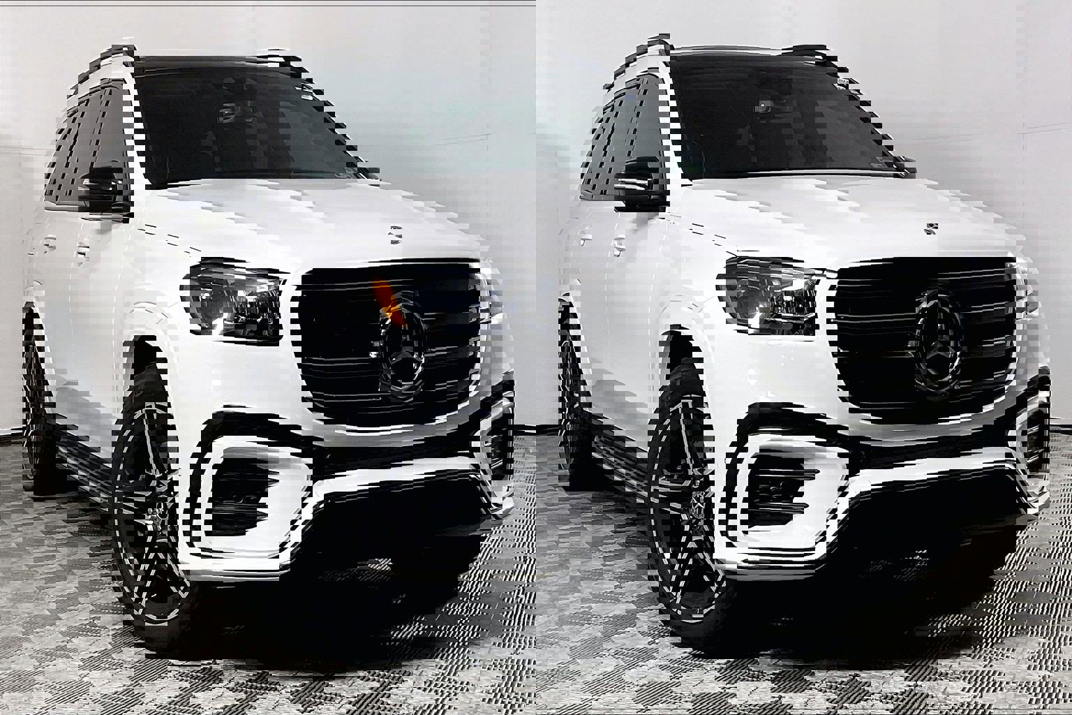 2025 Mercedes-Benz GLS Base's photo