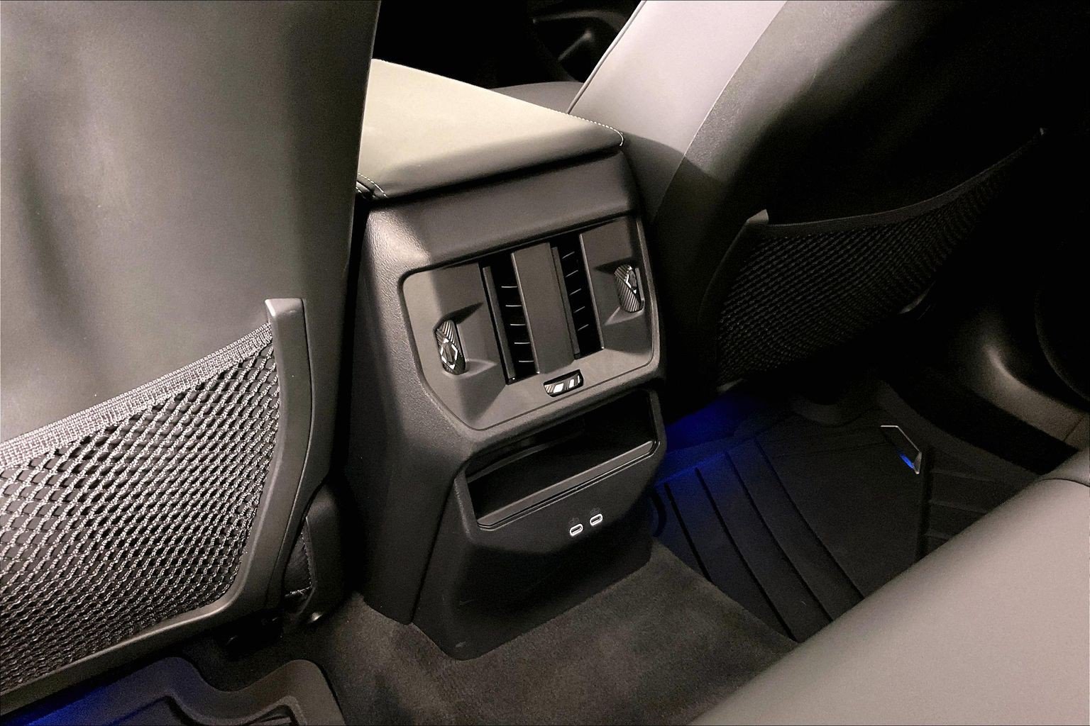 2026 BMW X3 30 - Photo 34