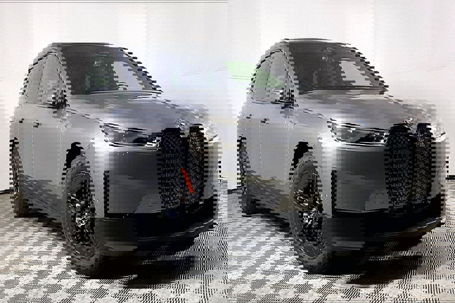 2023 BMW iX Base's photo