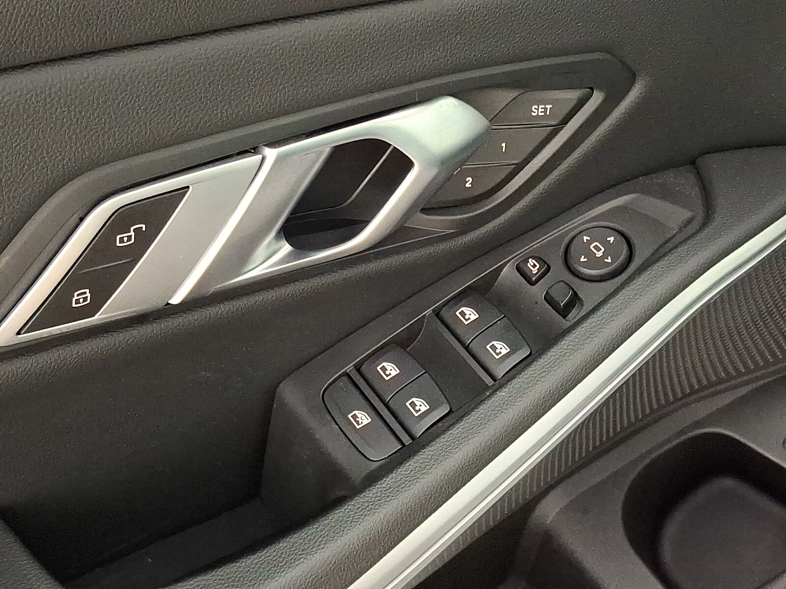 2023 BMW 3 Series 330i - Photo 24