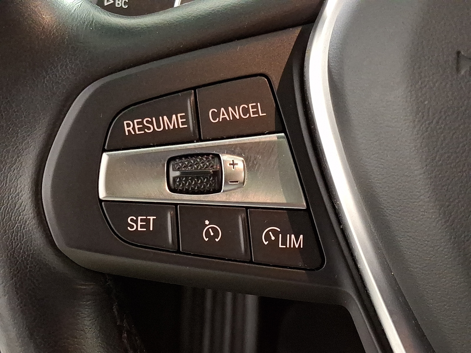 2023 BMW 3 Series 330i - Photo 19