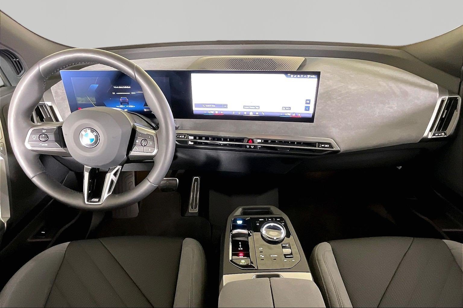 2026 BMW iX 60 - Photo 14