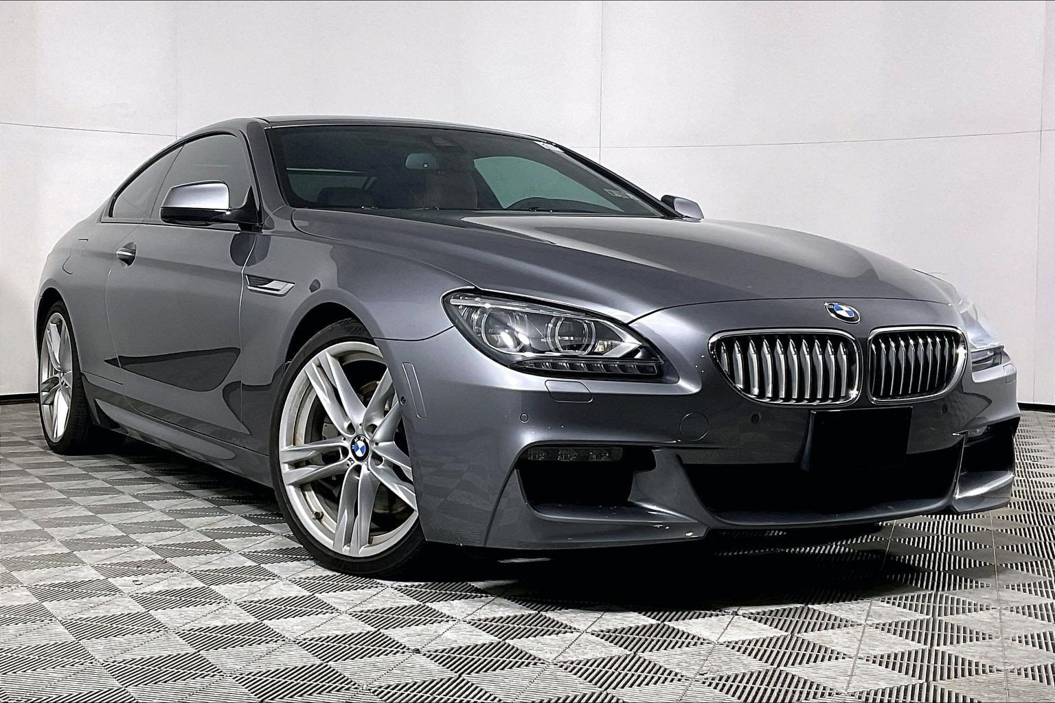 2014 BMW 6 Series 650i's photo