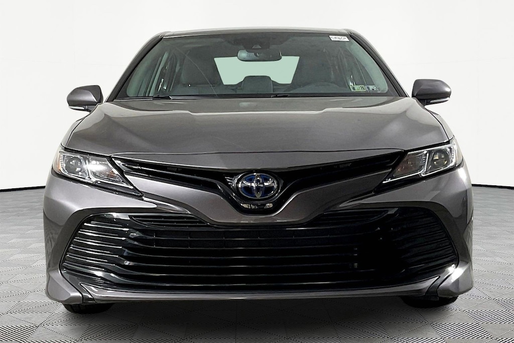 Used 2020 Toyota Camry Hybrid LE Sedan