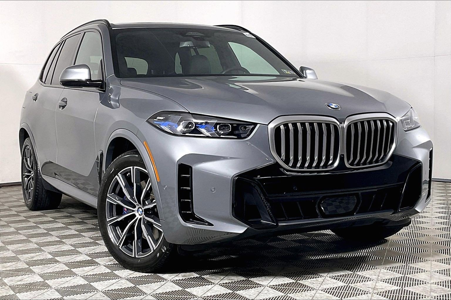 2024 BMW X5 40i's photo