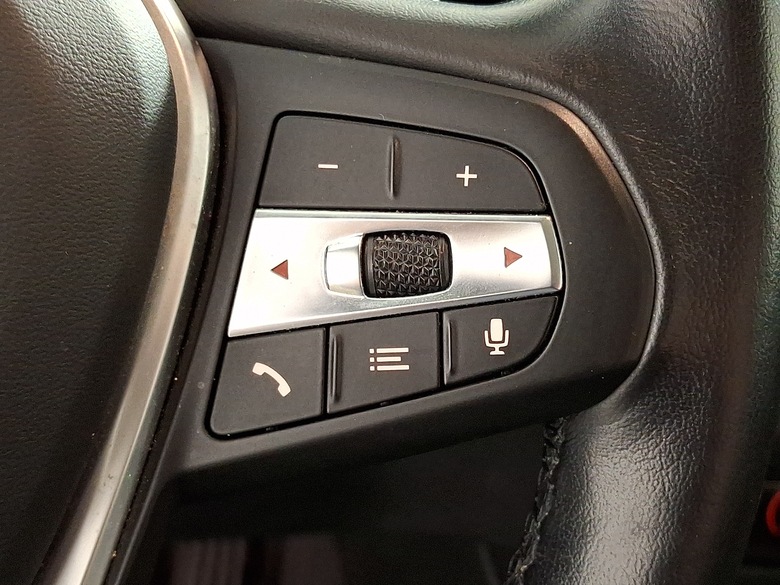 2023 BMW 3 Series 330i - Photo 20