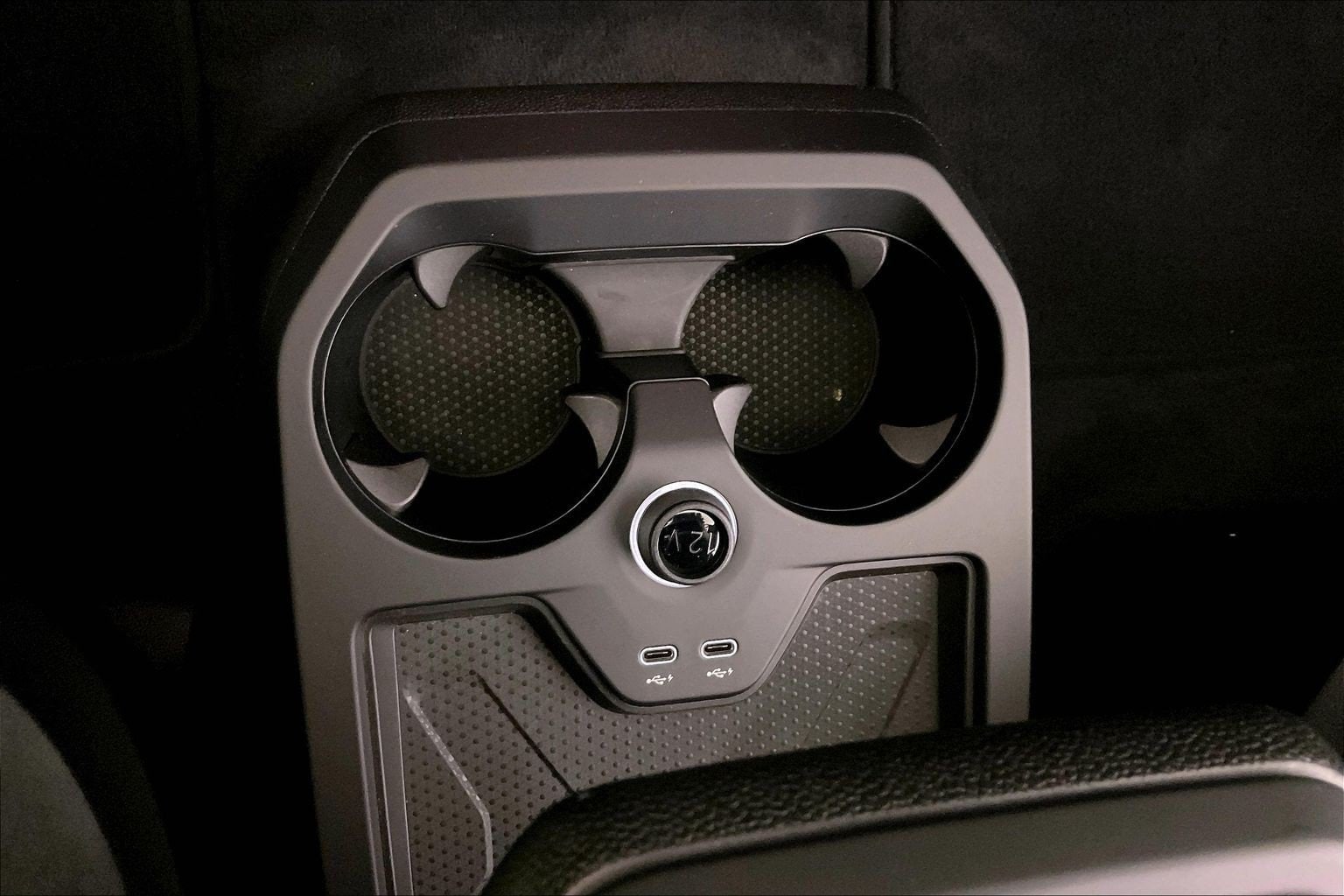 2026 BMW iX 60 - Photo 31