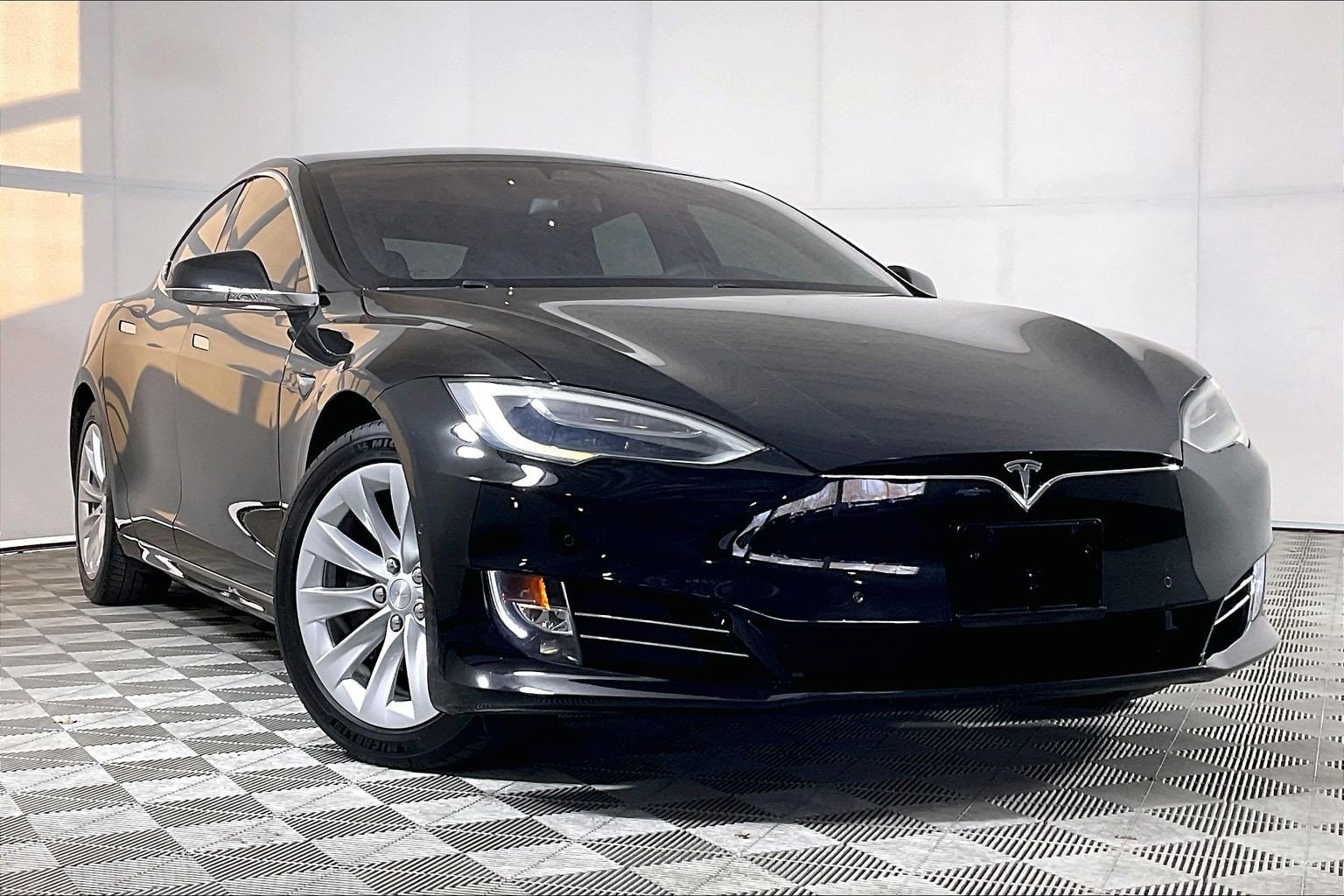 2018 Tesla Model S Dual Motor's photo