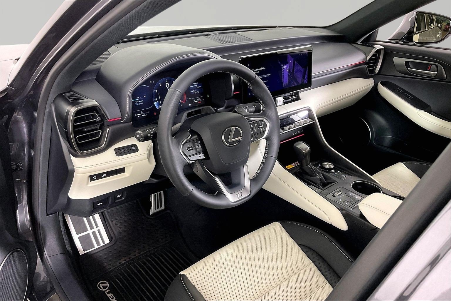 2026 Lexus IS 350 F SPORT - Photo 12
