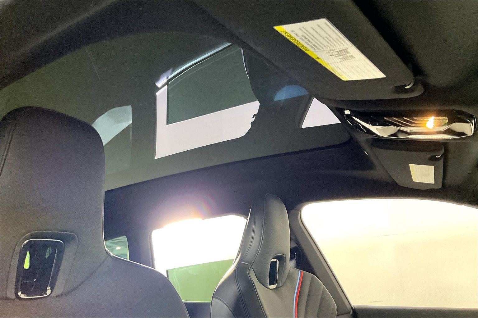 2026 BMW iX 60 - Photo 20