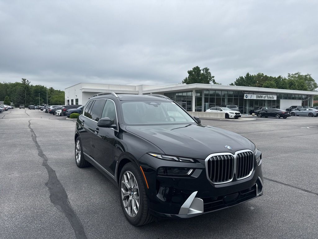 2026 BMW X7 xDrive40i's photo