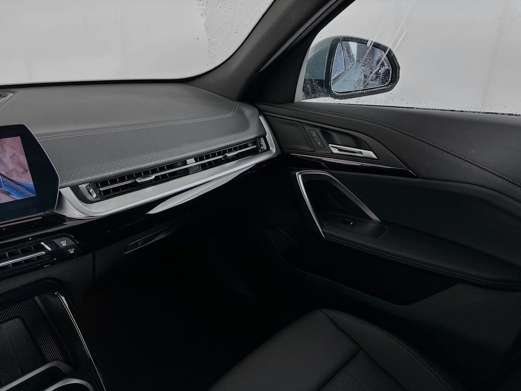 2024 BMW X2 28i - Photo 32
