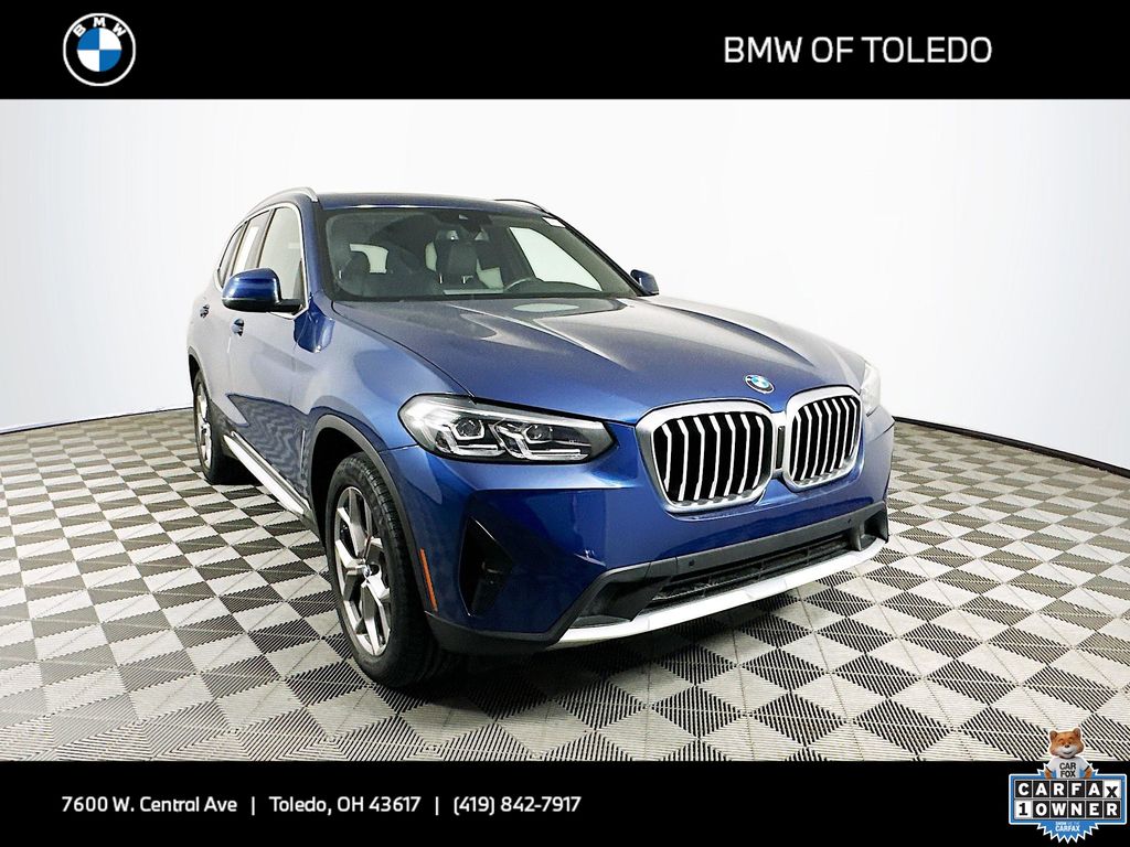 2023 BMW X3 30i's photo