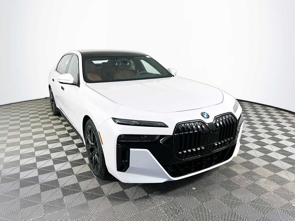2026 BMW 760i Sedan 