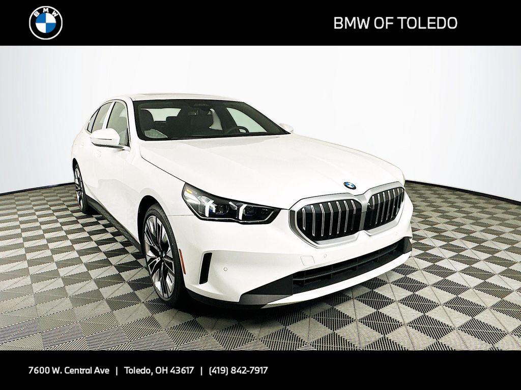 2026 BMW 530i Sedan 