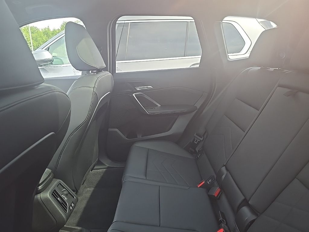 2026 BMW X1 28i - Photo 7